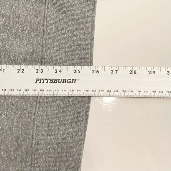 NWOT CLARE V CV+EMC Sweatshirt S Oversized Graphic RED-LIPS”Maman Je T’aime”Grey - Picture 11 of 12